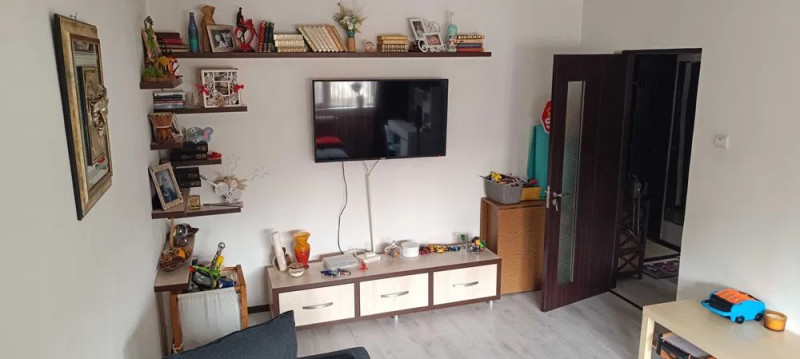 Apartament 3 Camere - Zona Brotacei - Scoala 7 - Mobilat Complet