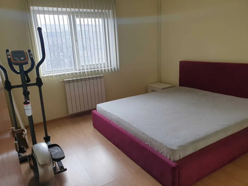 Apartament 3 Camere - Zona Tomis 3 - Etaj 3 - Mobilat - Centrala Gaze