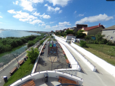 Casa Batraneaca - Ovidiu Lac - Teren 346 Mp - Ideal investitie