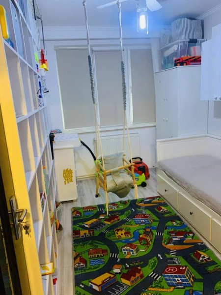 Apartament 3 Camere - Zona Far - Etaj 1 - Mobilat - Centrala Pe Gaze