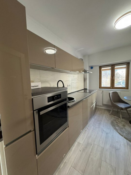 Apartament 3 Camere - Centru Ferdinand - Renovat - Mobilat Complet