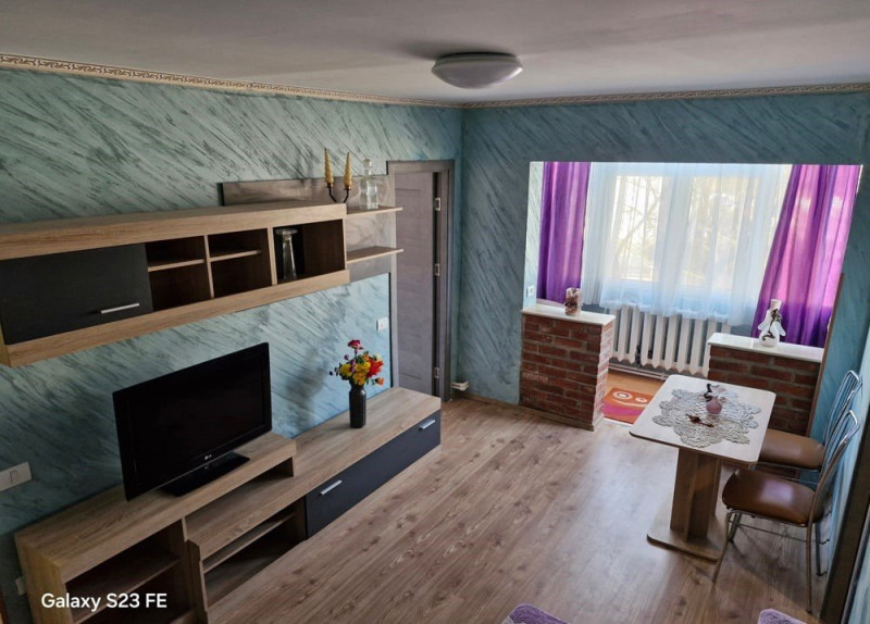 Apartament 2 Camere - Renovat Complet - Centrala Noua