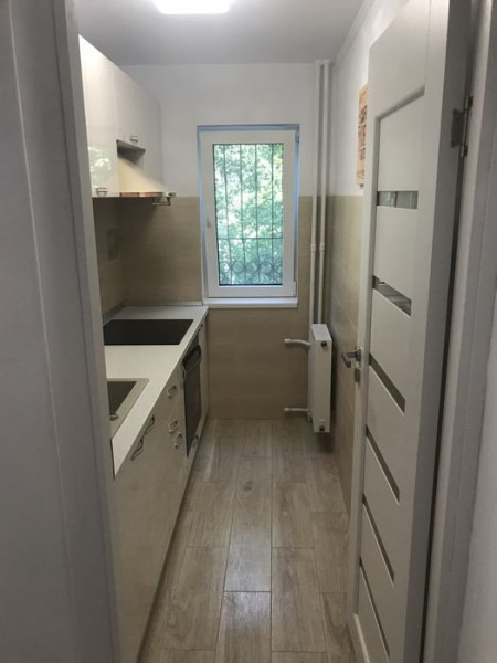 Apartament 3 Camere - Zona Tomis Nord - Etaj 1 - Mobilat/Utilat