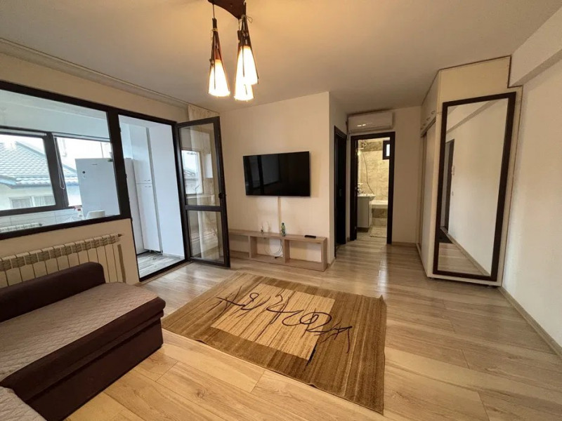 COMPOZITORI - APARTAMENT CU 2 CAMERE RENOVAT LOC PARCARE 