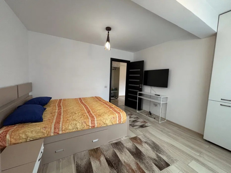 COMPOZITORI - APARTAMENT CU 2 CAMERE RENOVAT LOC PARCARE 