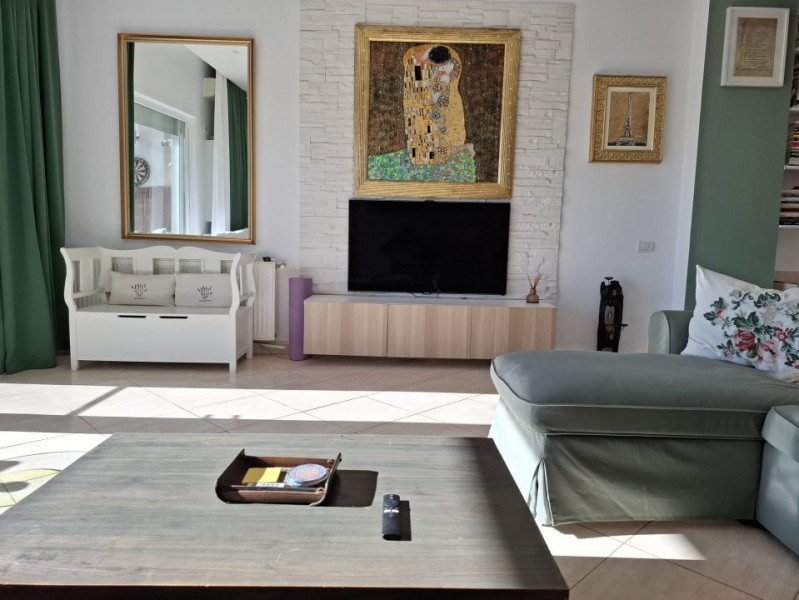  Duplex spectaculos pe malul lacului Siutghiol - Statiunea Mamaia !!!