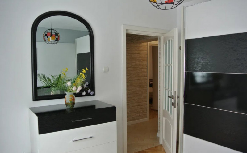 ULTRACENTRAL-PLAJA MODERN- APARTAMENT 4 CAMERE CENTRALA GAZE