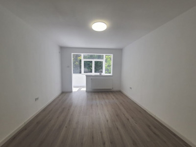 Apartament 2 Camere Decomandat - Tomis Nord - LA CHEIE !
