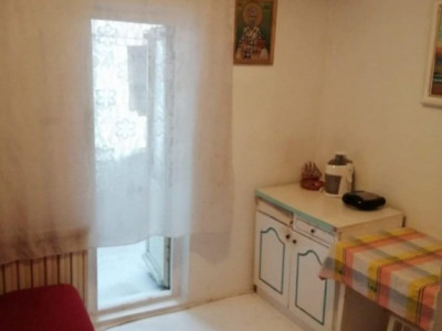 Oportunitate! FAR-Apartament cu 2 camere, decomandat 58 mp