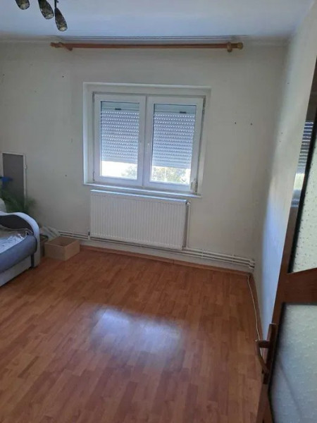 Apartament 2 camere, confort I, decomandat – între Tomis III și Galeriile Soveja