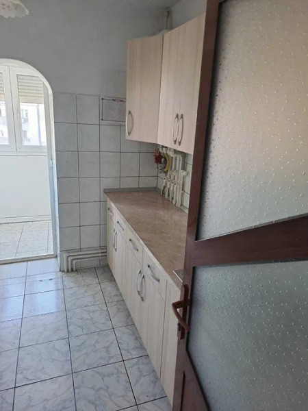 Apartament 2 camere, confort I, decomandat – între Tomis III și Galeriile Soveja