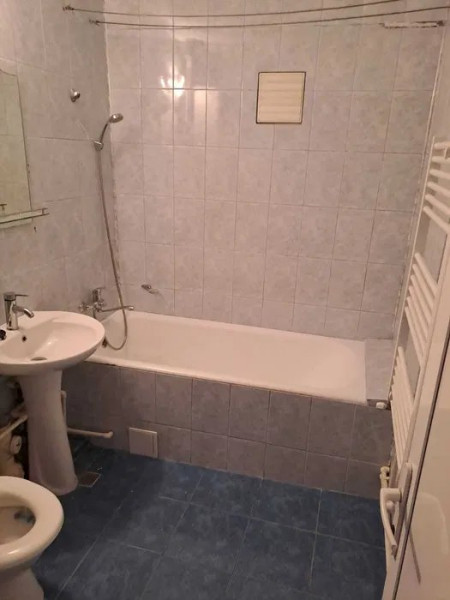 Apartament 2 camere, confort I, decomandat – între Tomis III și Galeriile Soveja