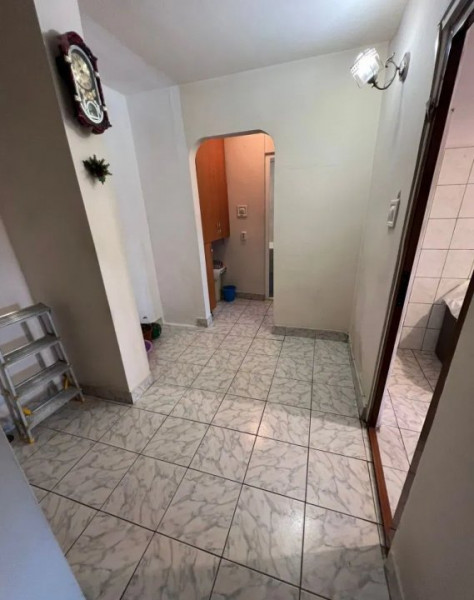 Apartament 2 camere, confort I, decomandat – între Tomis III și Galeriile Soveja