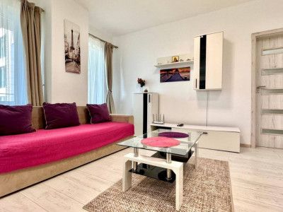 Apartament cu 2 camere-vedere la mare și lac – lângă White Tower & Hotel Opera