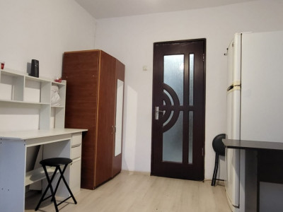 CET-GARSONIERA MOBILATA ETAJ 1 LANGA PIATA