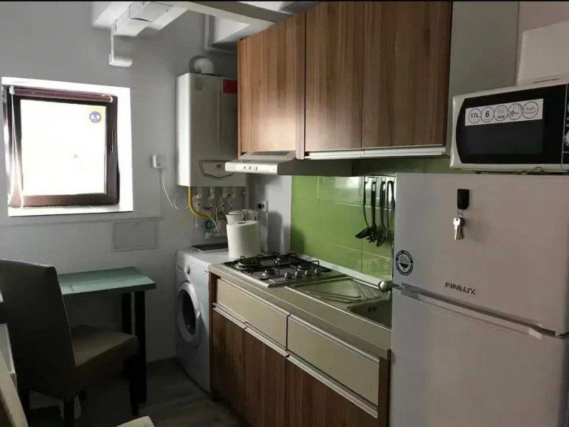 STUDIO CU GRADINA PROPRIE DE VANZARE IN MAMAIA NORD LA 3 MINUTE DE PLAJA