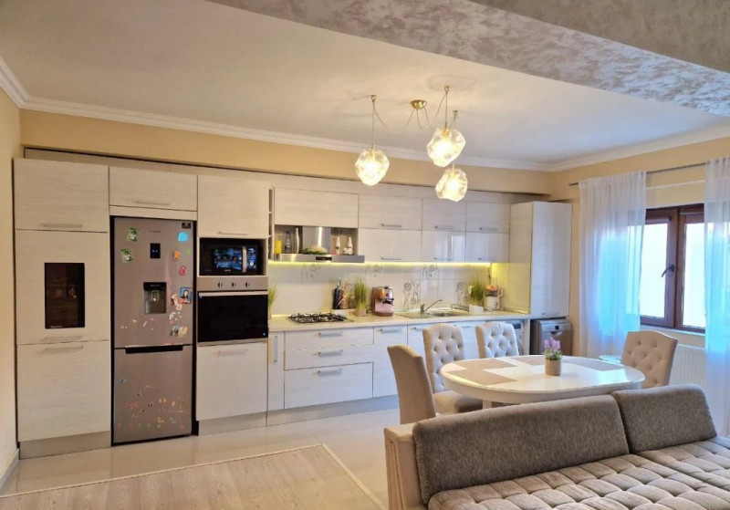 TOMIS PLUS-APARTAMENT CU 3 CAMERE 80 MP LUX-PARCARE SUBTERANA