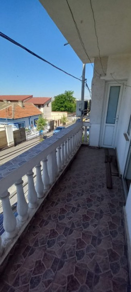 Apartament 3 Camere In Vila - Termen Lung