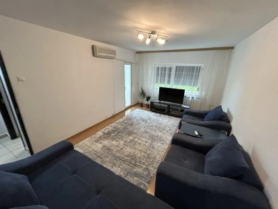 Apartament 3 Camere - La Cheie !!!