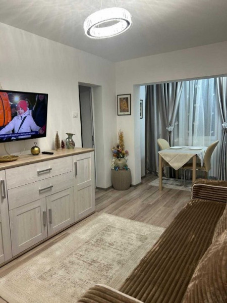 TROCADERO-GARSONIERA MOBILATA-UTILATA 55.000 Eur