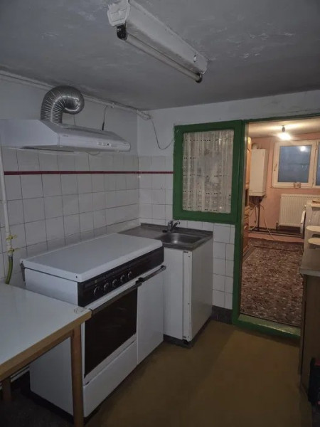Casă 4 Camere + Garaj + Beci – Cartier Coiciu, Zona Institutul de Marină