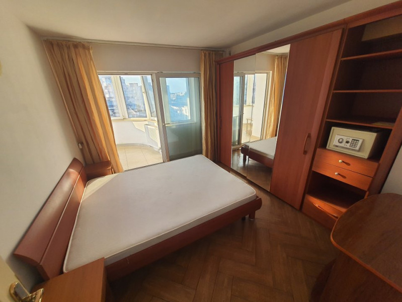 BALADA-APARTAMENT CU 3 CAMERE CENTRALA GAZE MOBILAT