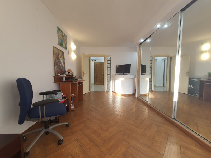 BALADA-APARTAMENT CU 3 CAMERE CENTRALA GAZE MOBILAT
