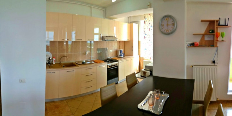 STATIUNEA MAMAIA-SUMMERLAND APARTAMENT CU 3 CAMERE 125 MP MOBILAT