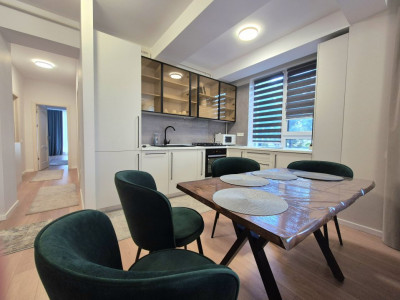 Apartament Premium 3 Camere, Ultracentral Constanța Bloc Nou, Parcare Subterana