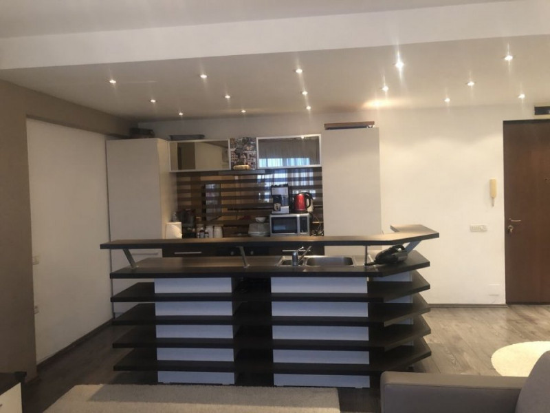 Apartament 2 Camere Decomandate - Zona Tomis Plus - Loc de Parcare