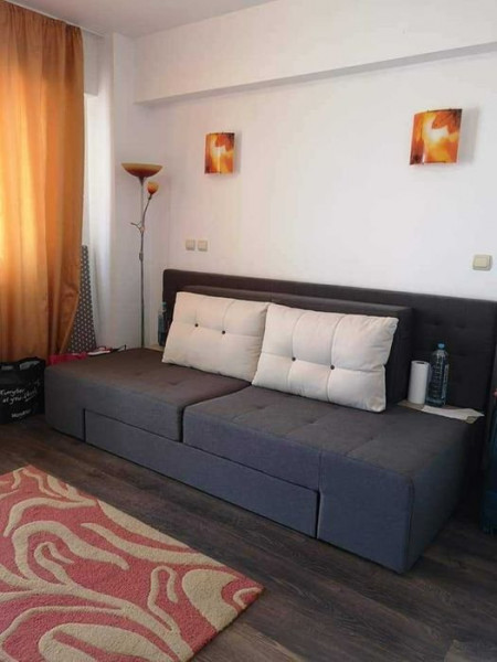 Apartament 3 Camere - Zona Tomis Plus - Mobilat - Loc De Parcare