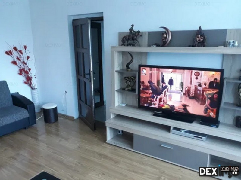 Apartament 3 Camere Semidecomandate - Zona Tomis Nord - Centrala Pe Gaze