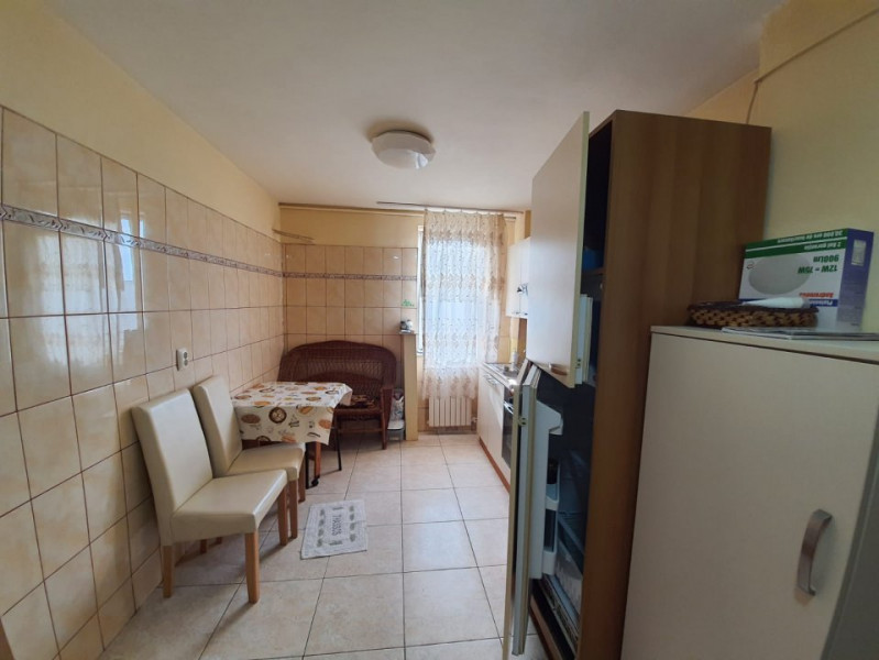 Apartament 2 Camere Semidecomandate - Zona Abator - Mobilat