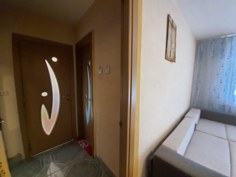 Apartament 2 Camere Semidecomandate - Zona Abator - Mobilat