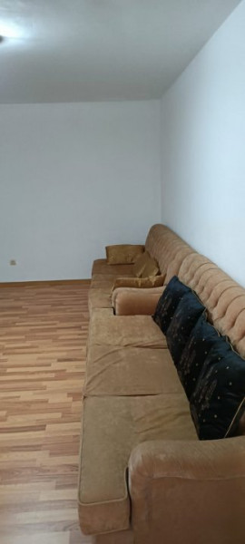 Apartament 2 Camere - Zona Dacia - Gaze Pe Scara - Boxa