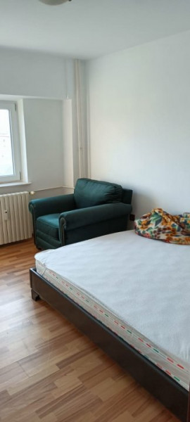 Apartament 2 Camere - Zona Dacia - Gaze Pe Scara - Boxa