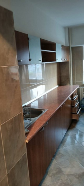 Apartament 2 Camere - Zona Dacia - Gaze Pe Scara - Boxa
