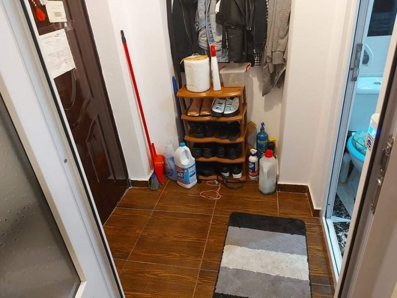 Garsoniera - Zona Capitol - Balcon - Renovata