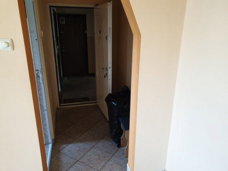 Apartament 2 Camere - Zona Tomis Nord - Izolat - Gaze Pe Scara