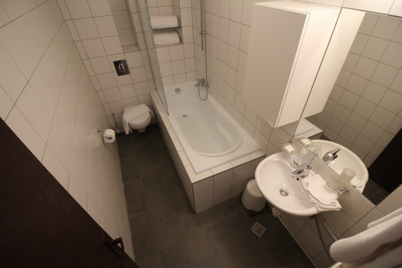 Apartament 2 Camere - Mobilat / Utilat Complet Nou - Zona Compozitorilor