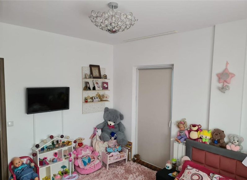 Apartament 3 Camere - Zona Coiciu - Mobilat/Utilat - Loc De Parcare