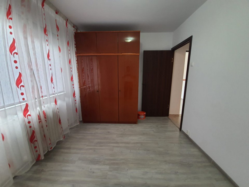 Apartament 2 Camere - Zona Inel I - Renovat - Etaj 3