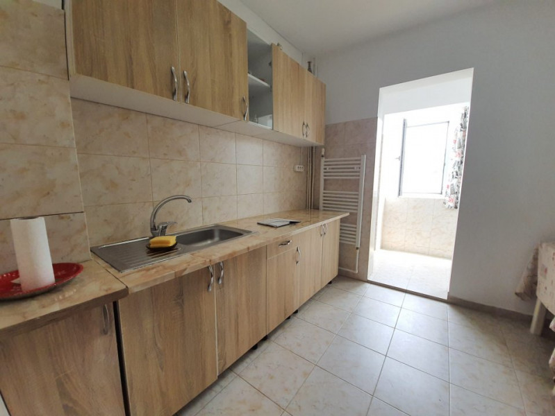 Apartament 2 Camere - Zona Inel I - Renovat - Etaj 3