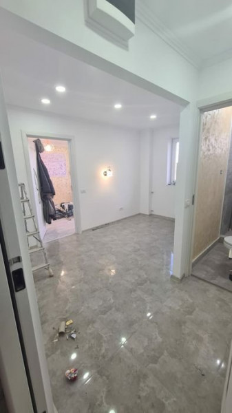 Garsoniere Dubla - Zona Tomis Nord - Etaj 3 - Renovata Complet