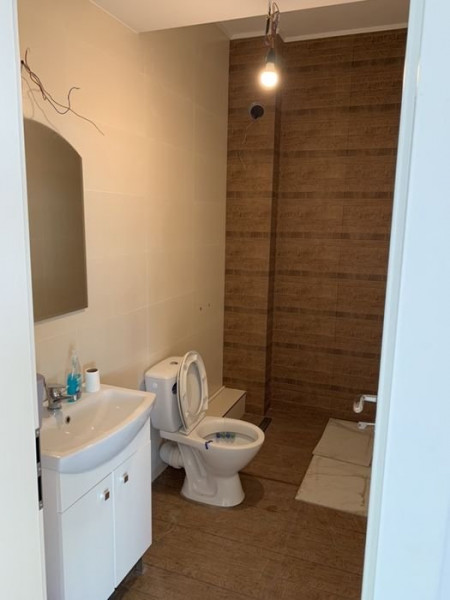 Apartament 3 Camere Decomandate - Zona Tomis Plus - 2 Locuri De Parcare