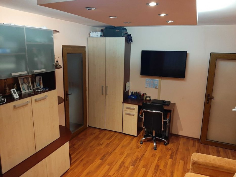 INEL II Apartament cu 2 camere mobilat gaze la scara