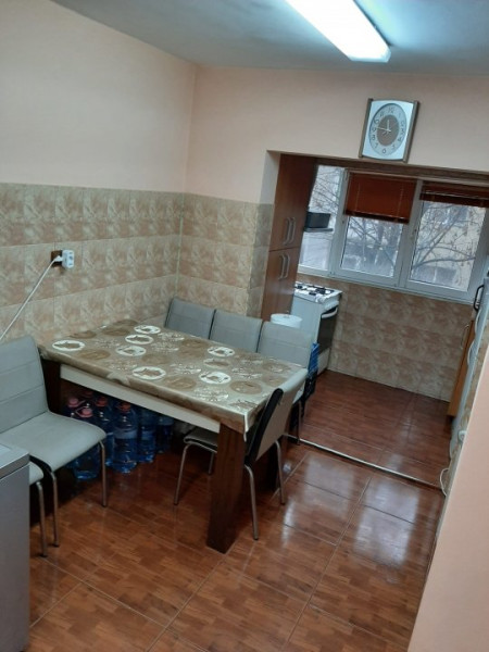 INEL II Apartament cu 2 camere mobilat gaze la scara