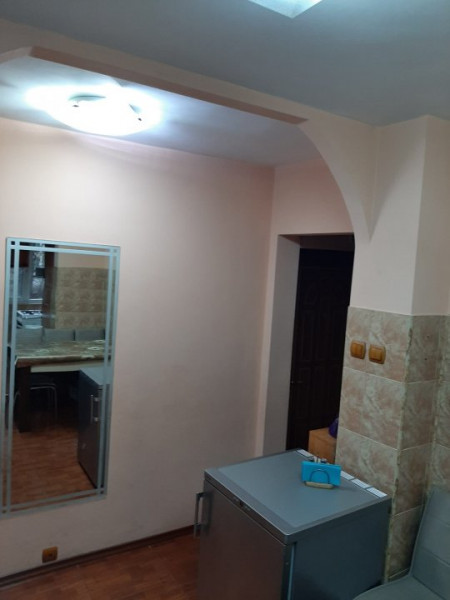 INEL II Apartament cu 2 camere mobilat gaze la scara