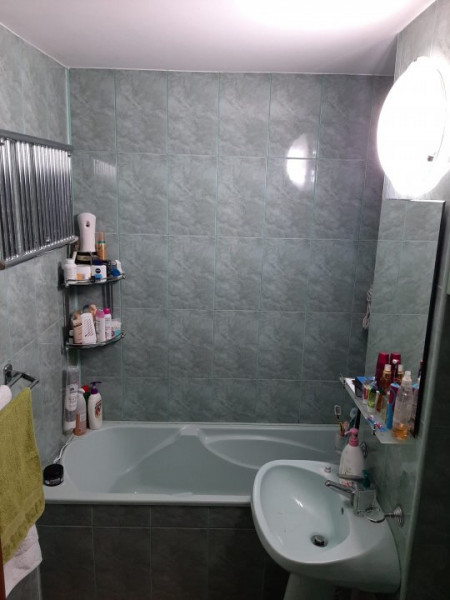 INEL II Apartament cu 2 camere mobilat gaze la scara
