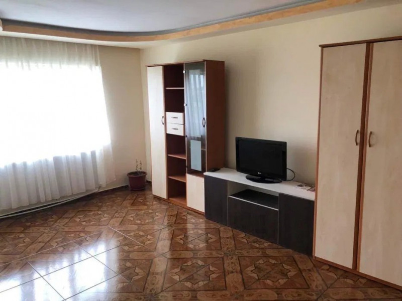 Apartament 2 Camere - Dacia - Renovat - Mobilat - Centrala pe Gaze